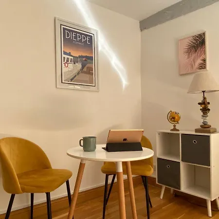 Beau Studio Cosy Calme En Face Du Port Sur Le Quai * Dieppe